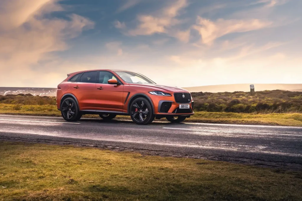2022-Jaguar-F-Pace-SVR-2