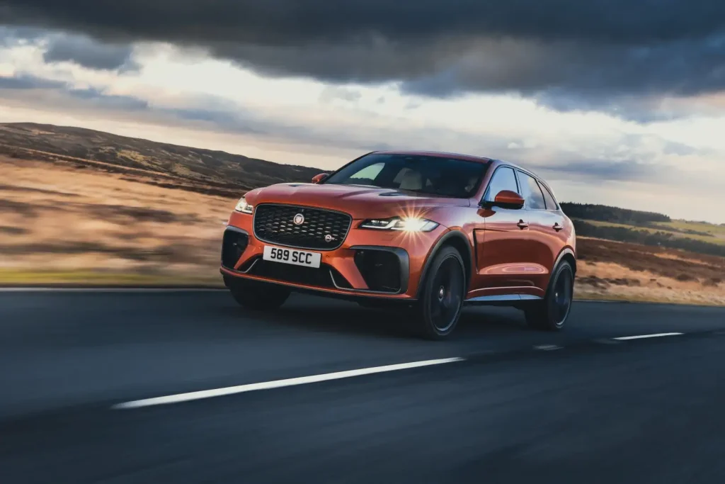 2022-Jaguar-F-Pace-SVR-8