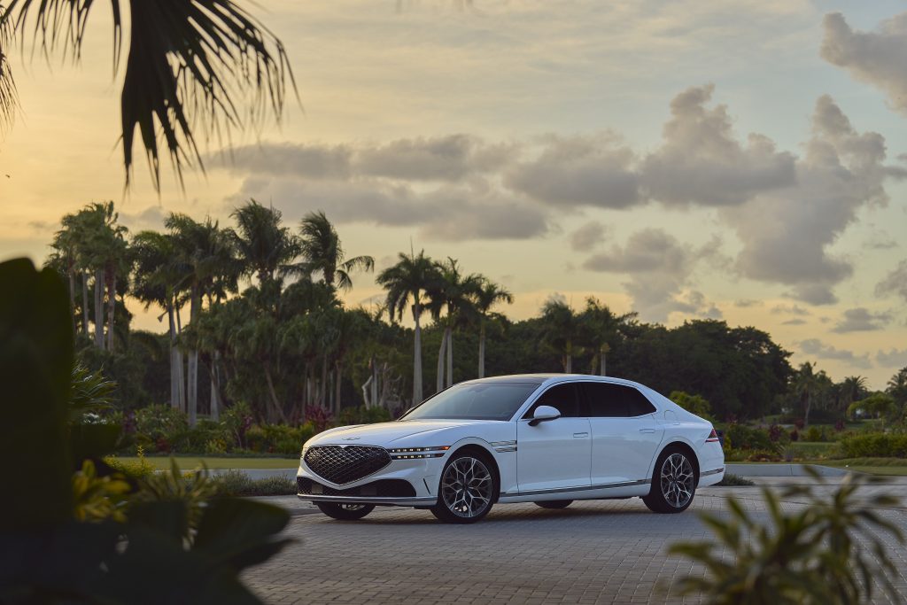 2023-Genesis-G90-15
