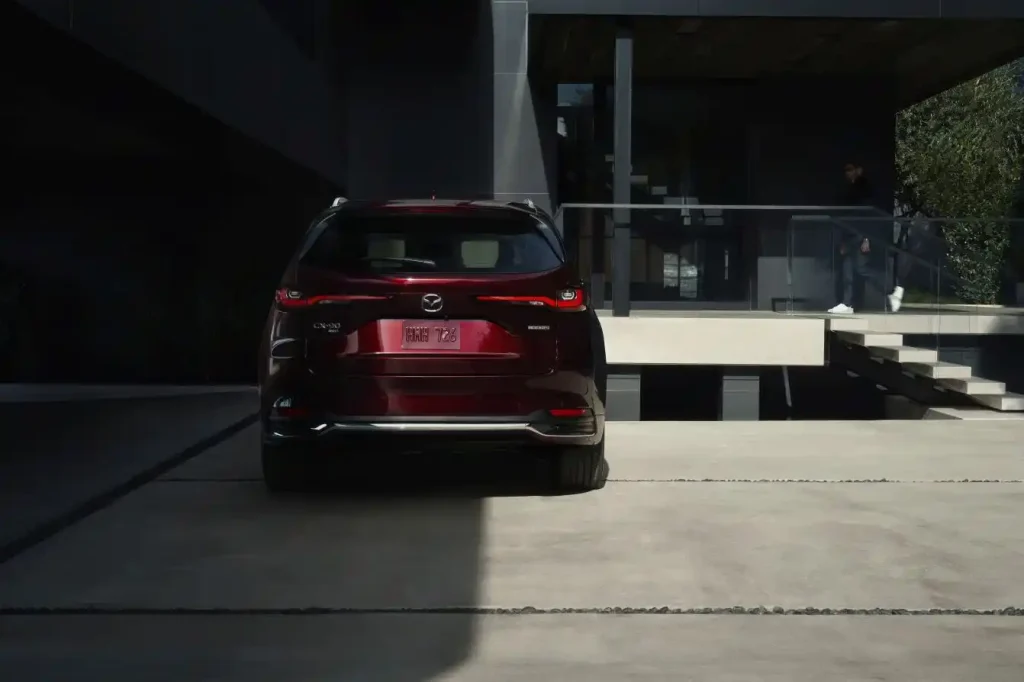 2024-Mazda-CX-90-4