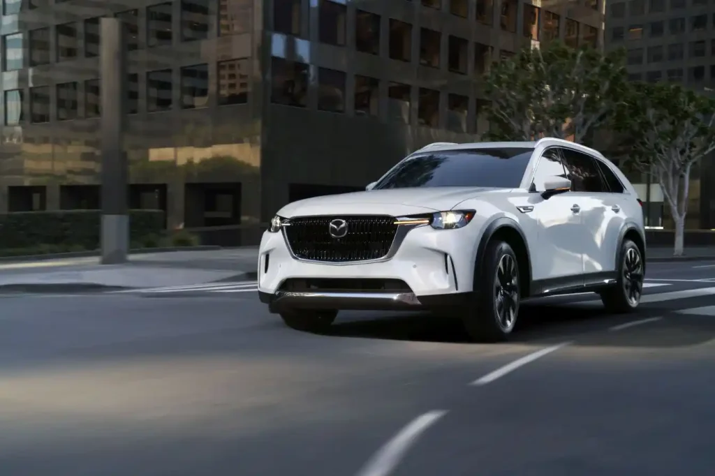 2024-Mazda-CX-90-8