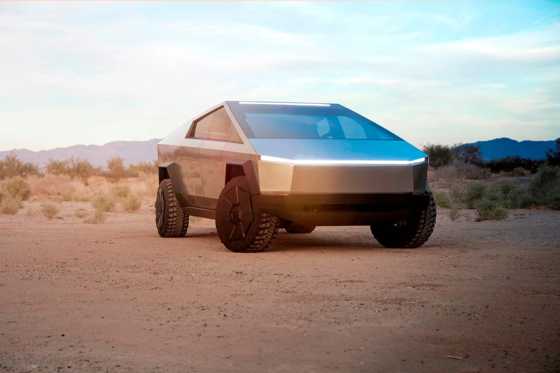 2024-Tesla-Cybertruck-45