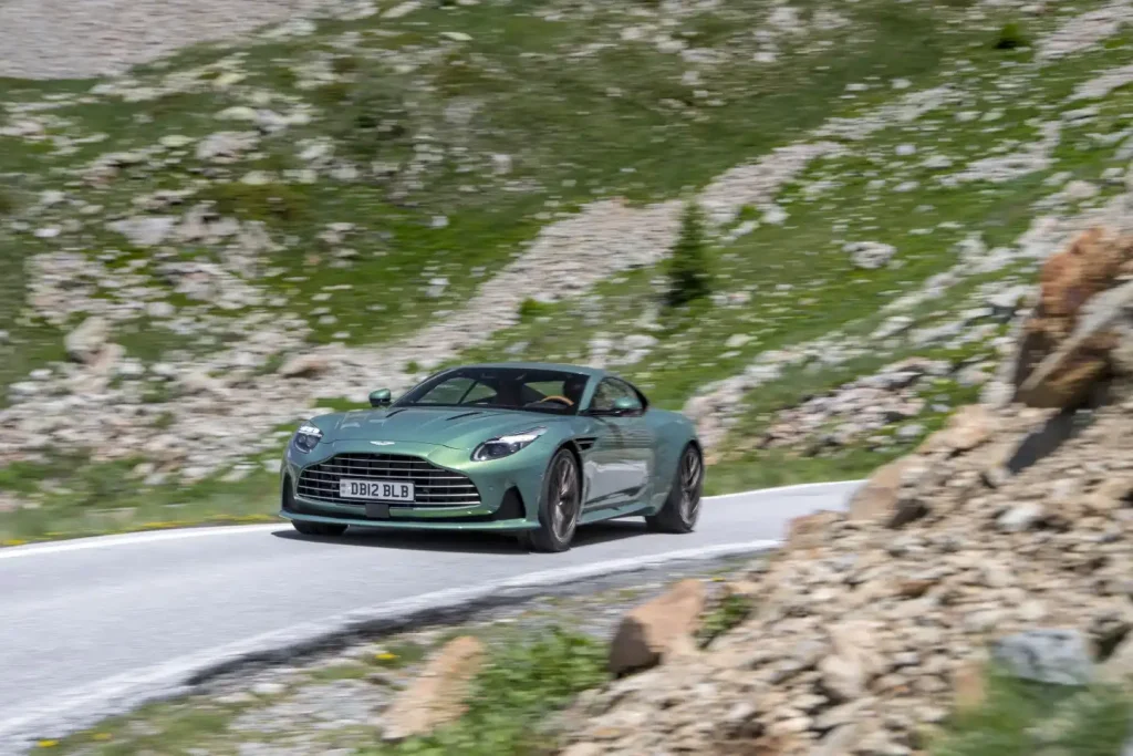 2025-Aston-Martin-DB12-10
