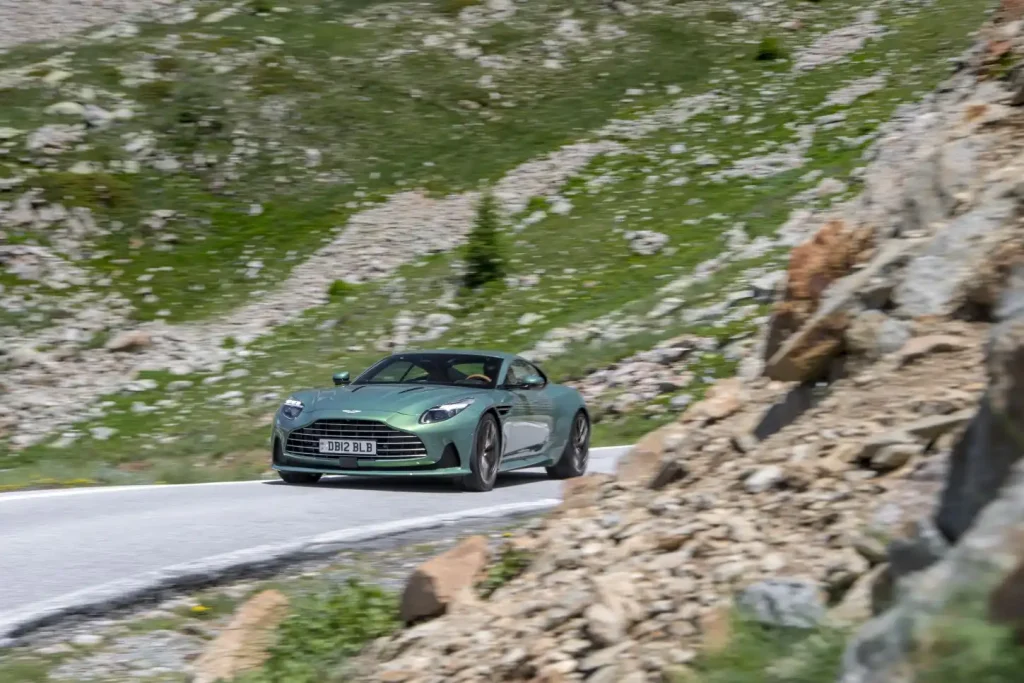 2025-Aston-Martin-DB12-9