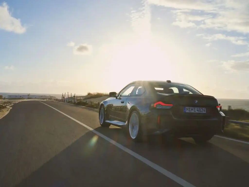 2025-BMW-M2-8