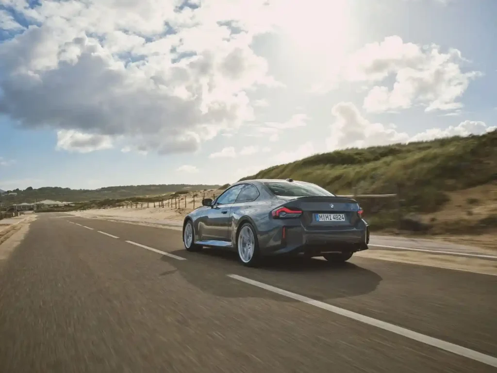 2025-BMW-M2-9
