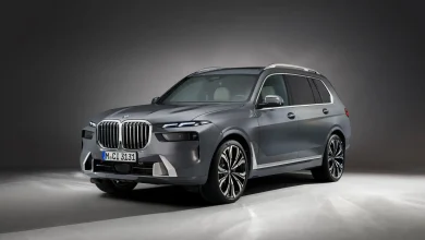 2025-BMW-X7-1