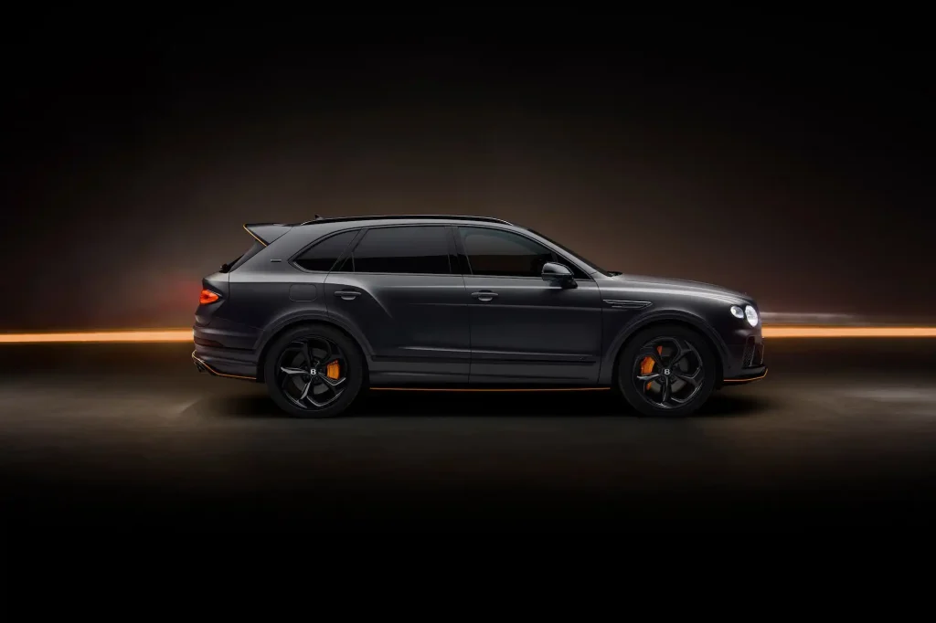 2025-Bentley-Bentayga-2