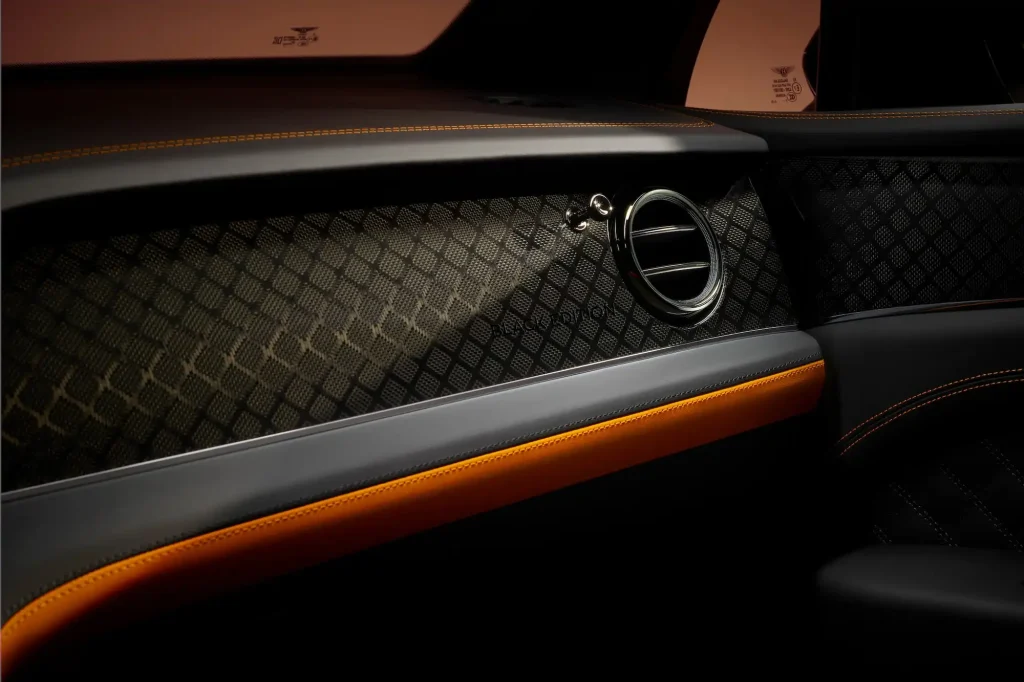 2025-Bentley-Bentayga-8