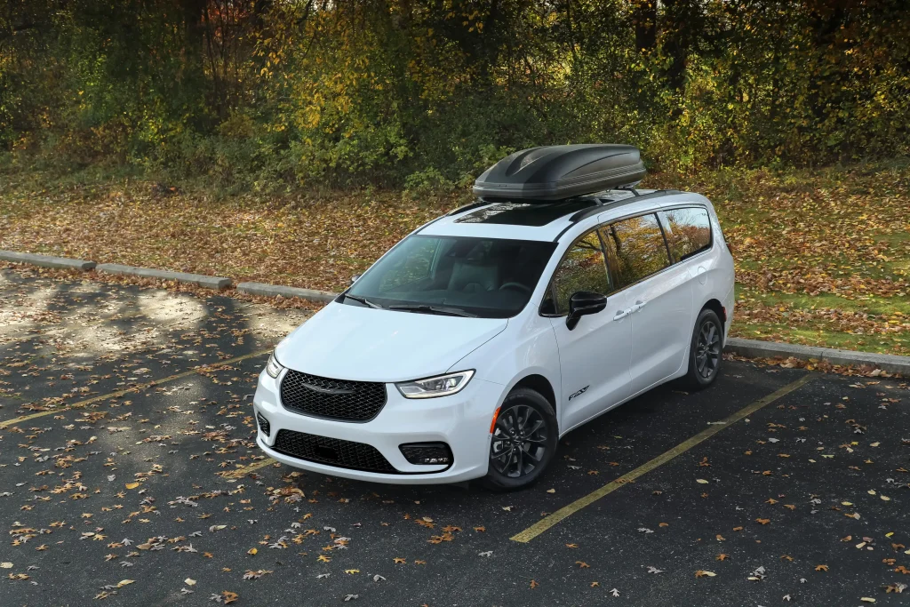 2025-Chrysler-Pacifica-20