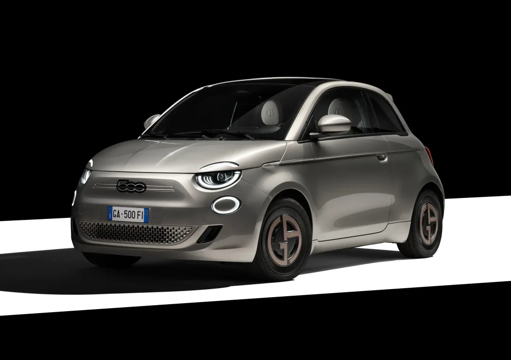 2025-Fiat-500e-2