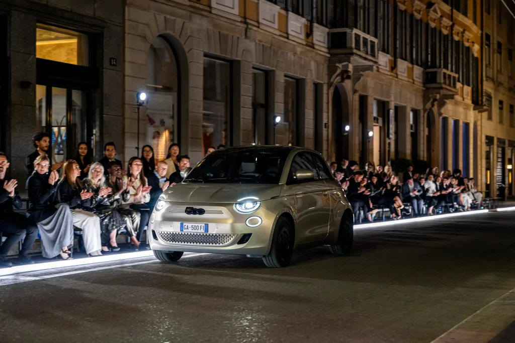 2025-Fiat-500e-4