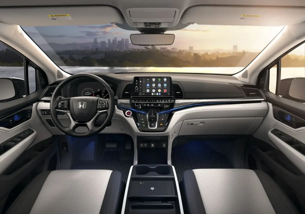2025-Honda-Odyssey-27