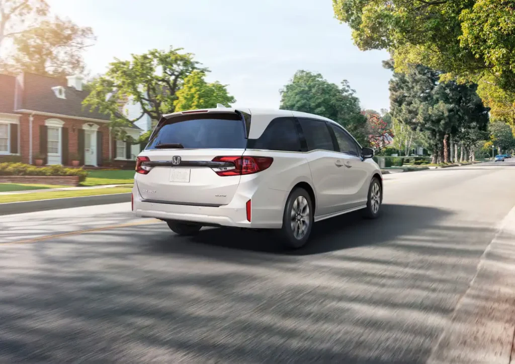 2025-Honda-Odyssey-4