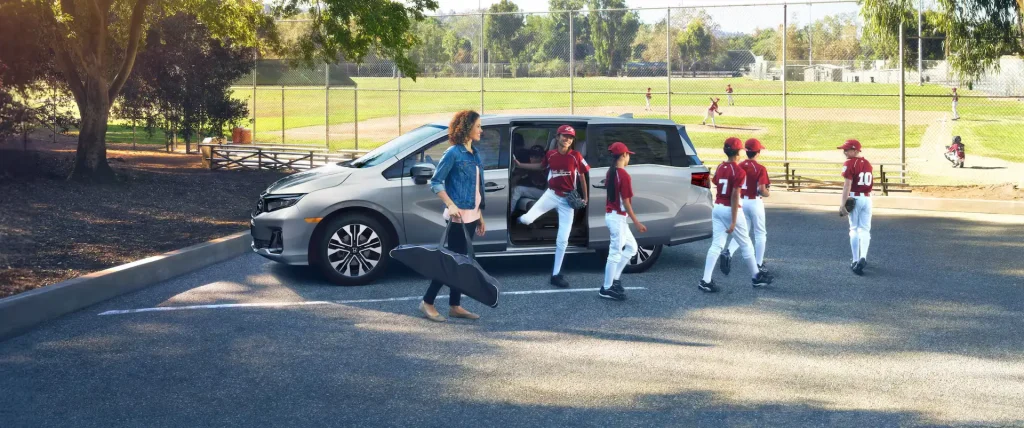 2025-Honda-Odyssey-7