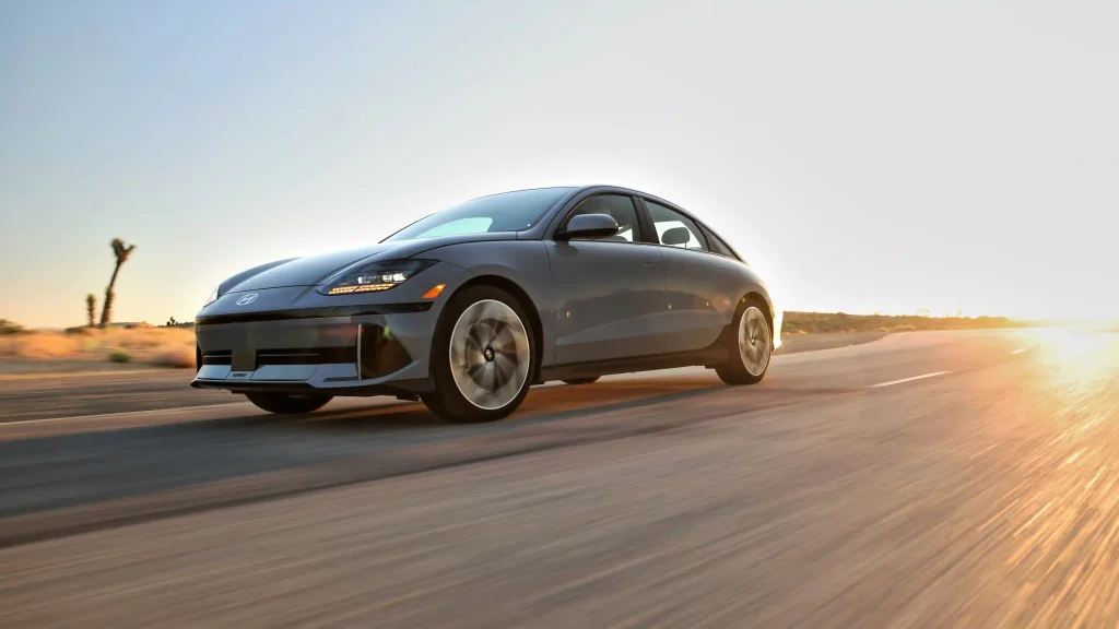 2025-Hyundai-Ioniq-6-22