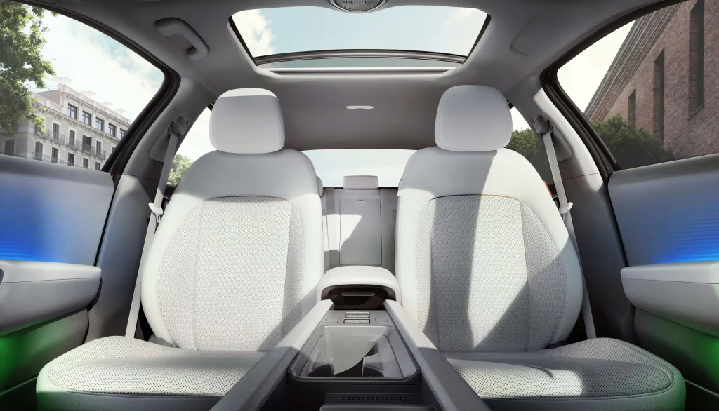 2025-Hyundai-Ioniq-6-37