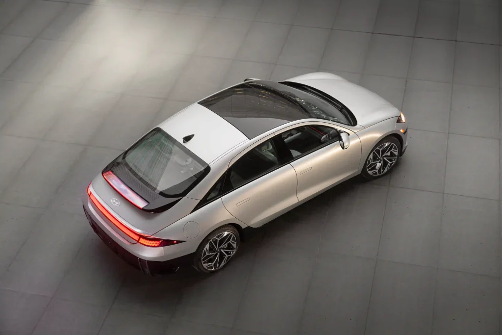 2025-Hyundai-Ioniq-6-6