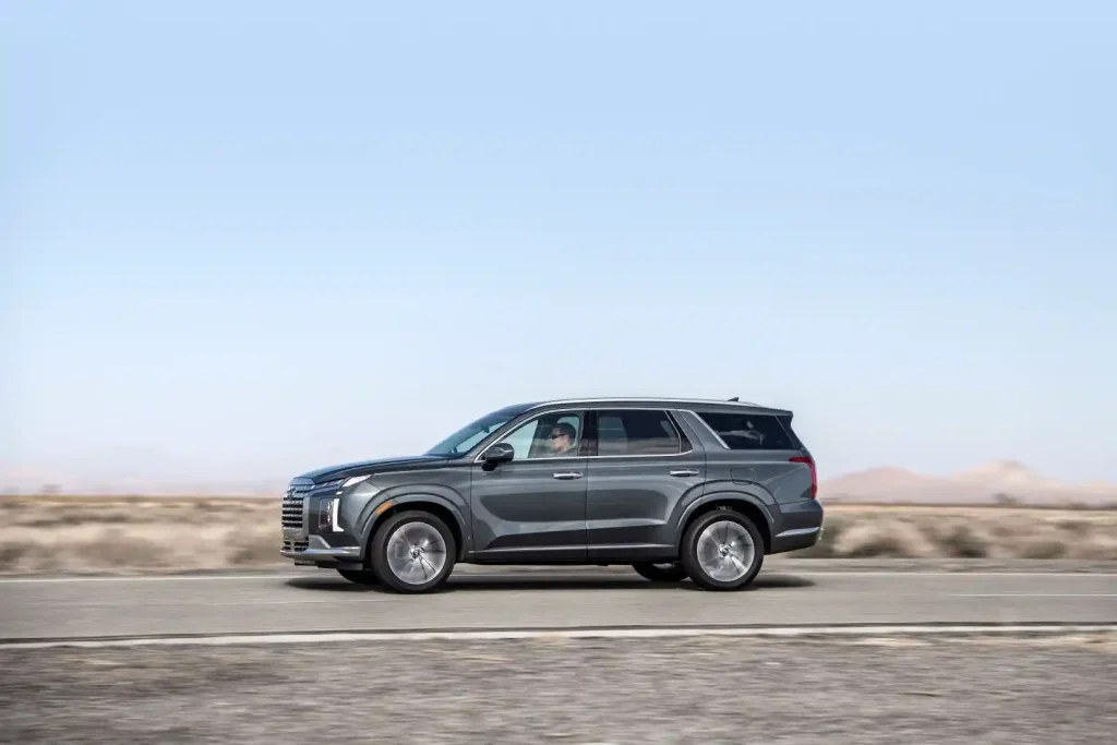 2025-Hyundai-Palisade-12