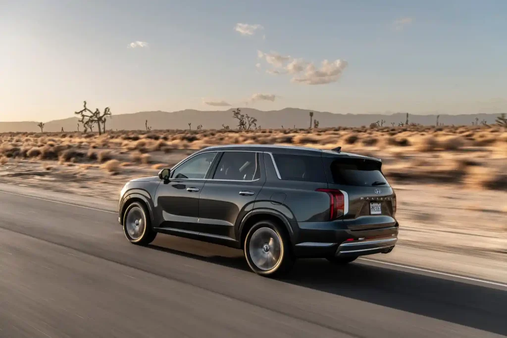 2025-Hyundai-Palisade-13
