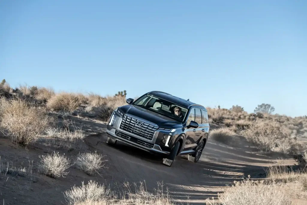 2025-Hyundai-Palisade-14