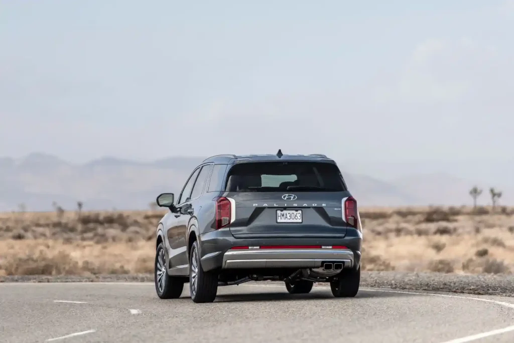 2025-Hyundai-Palisade-8