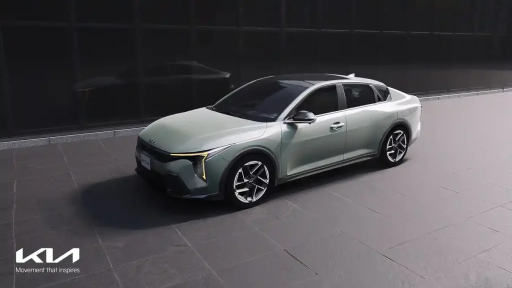 2025-Kia-K4-GT-Line-3
