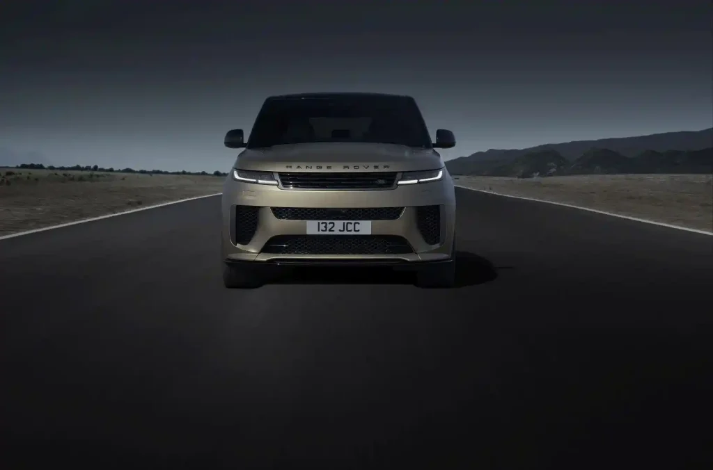 2025-Land-Rover-Range-Rover-Sport-12