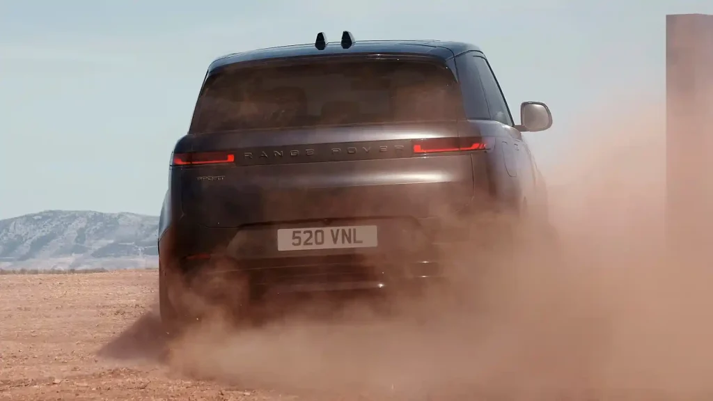 2025-Land-Rover-Range-Rover-Sport-15
