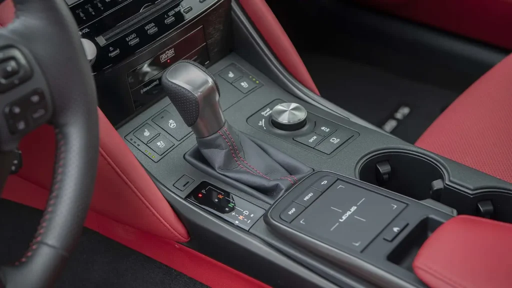 2025-Lexus-IS500-Ultimate-Edition-6