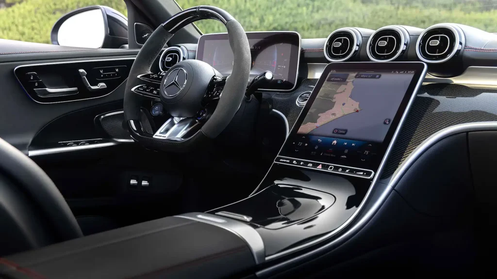 2025-Mercedes-Benz-C-Class-6
