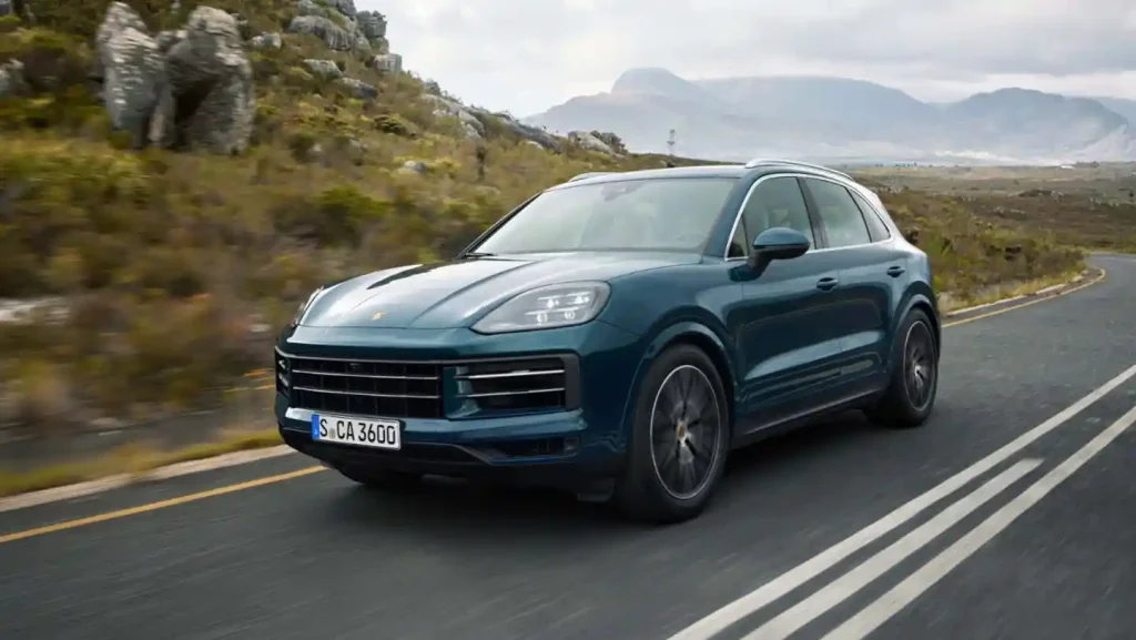 2025-Porsche-Cayenne-10
