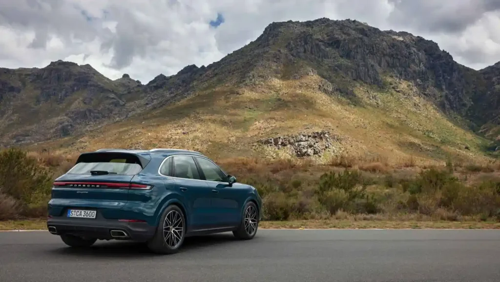 2025-Porsche-Cayenne-3