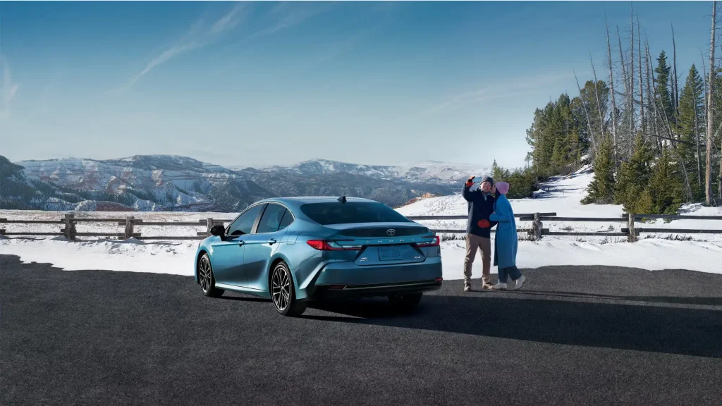 2025-Toyota-Camry-10