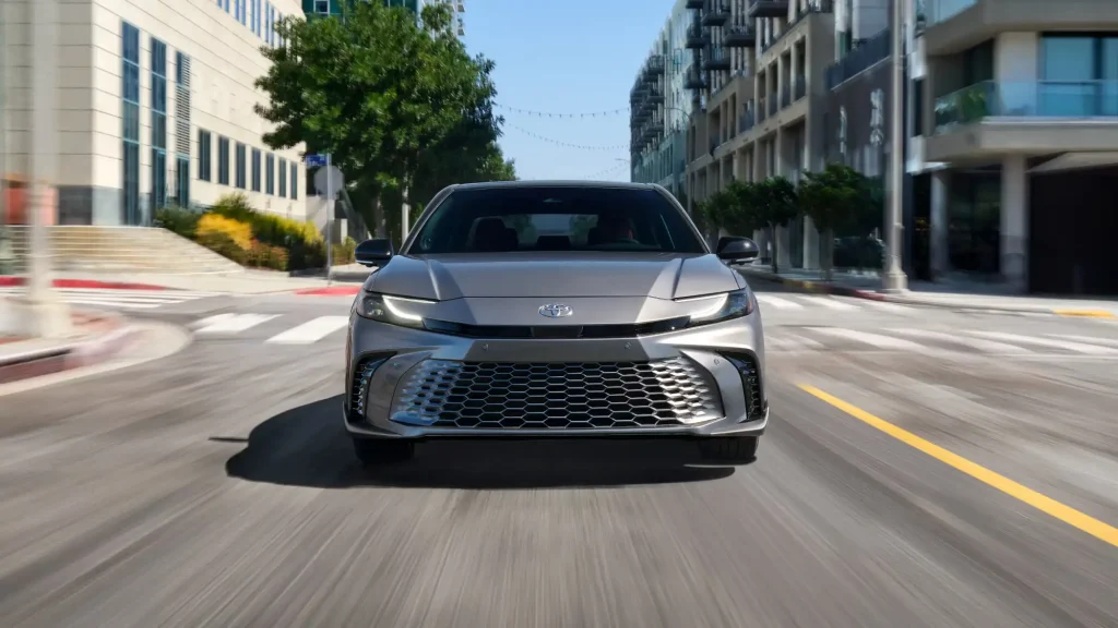 2025-Toyota-Camry-13