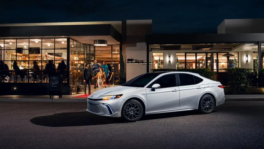 2025-Toyota-Camry-5