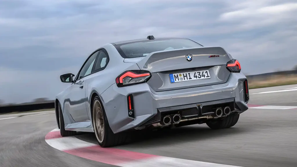 2026-BMW-M2-CS-10