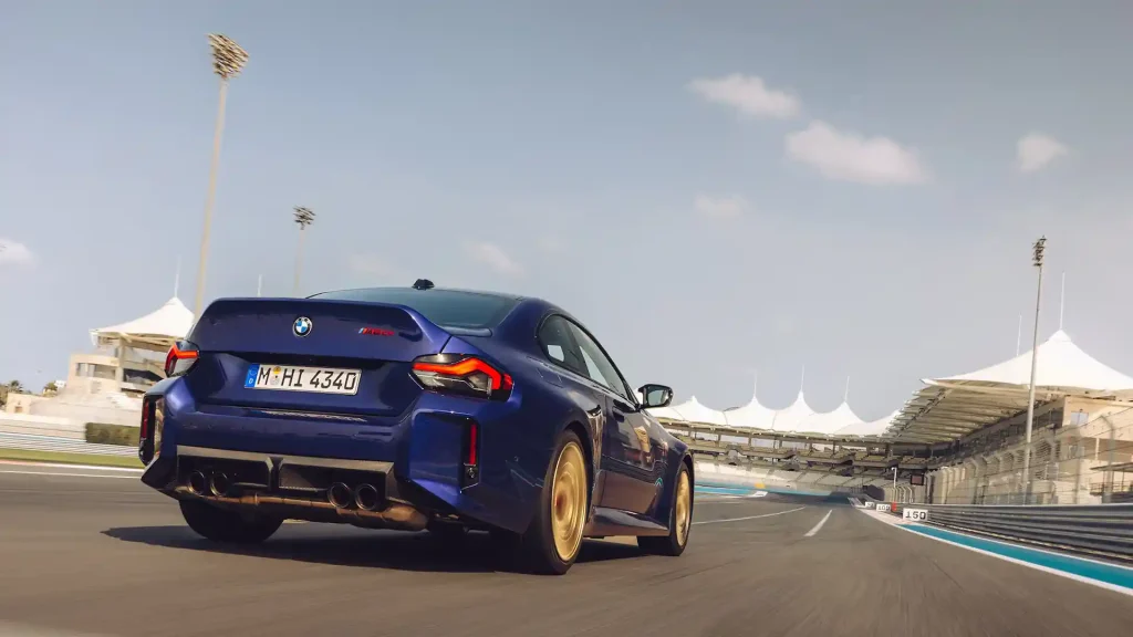 2026-BMW-M2-CS-21