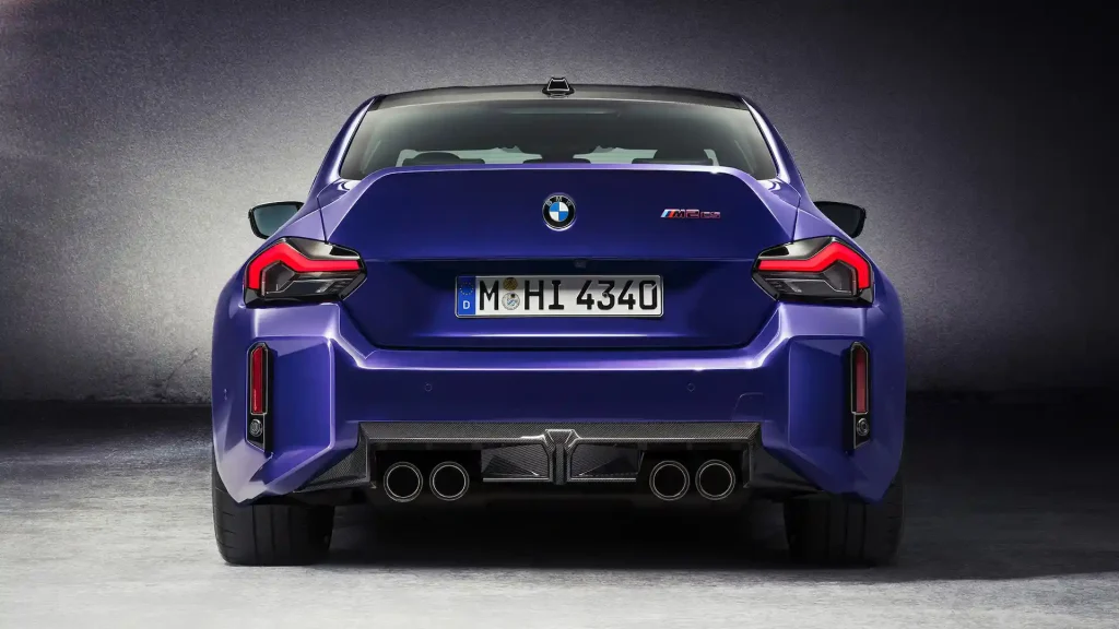 2026-BMW-M2-CS-25