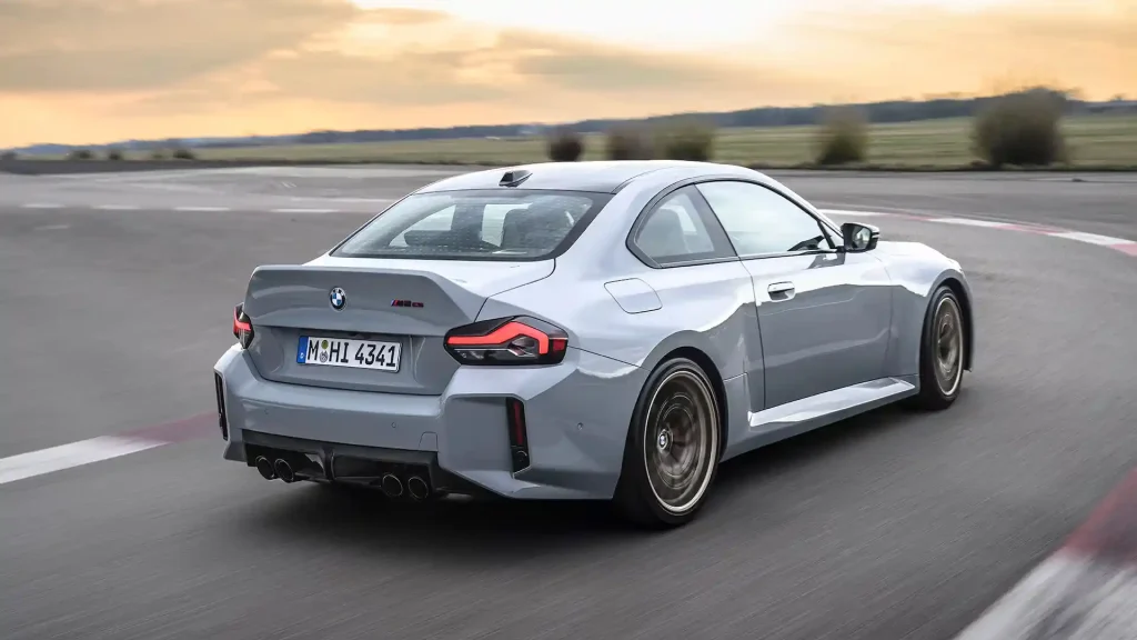 2026-BMW-M2-CS-8