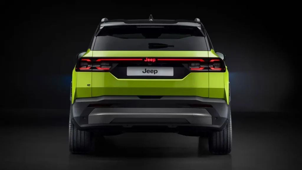 2026-Jeep-Compass-13