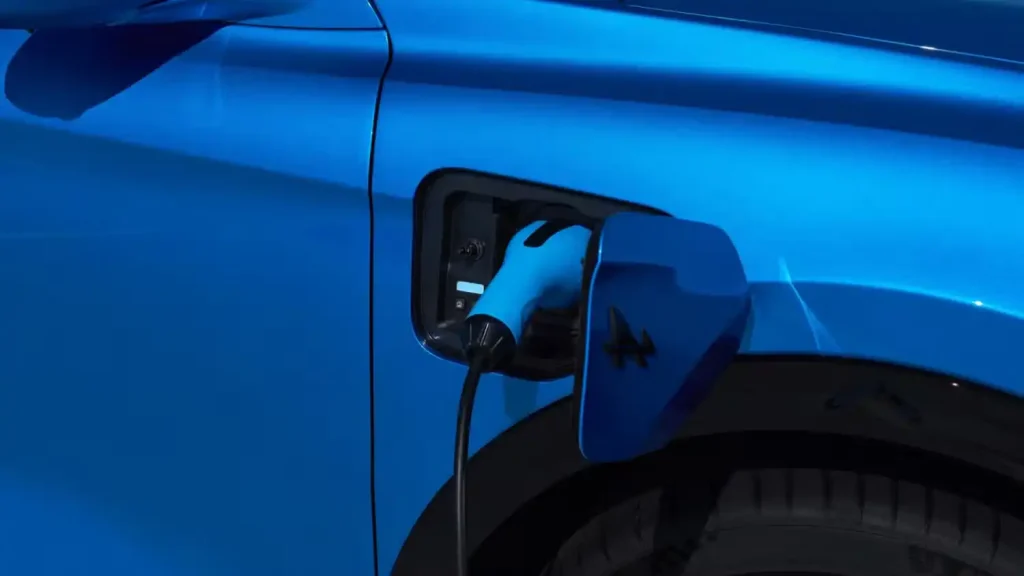 Alpine-A390-13