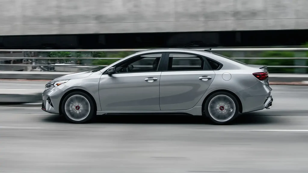 2024-Kia-Forte-14