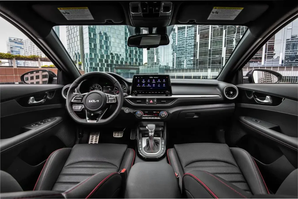 2024-Kia-Forte-22