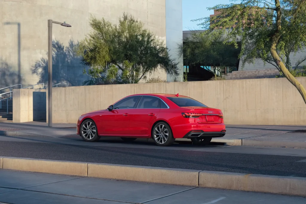 2025-Audi-A4-13