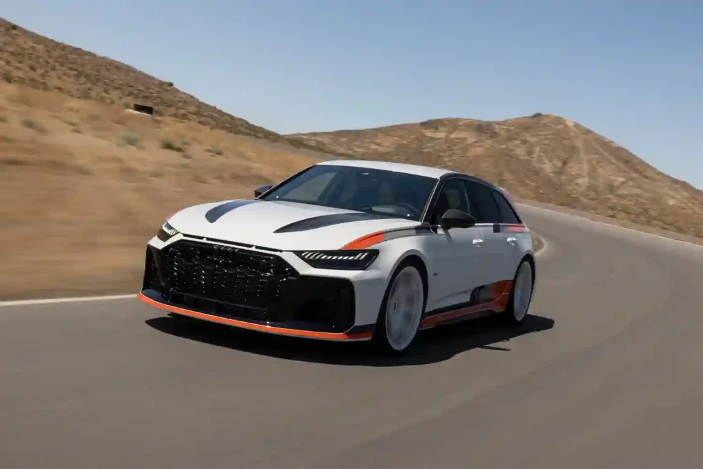 2025-Audi-RS6-Avant-36