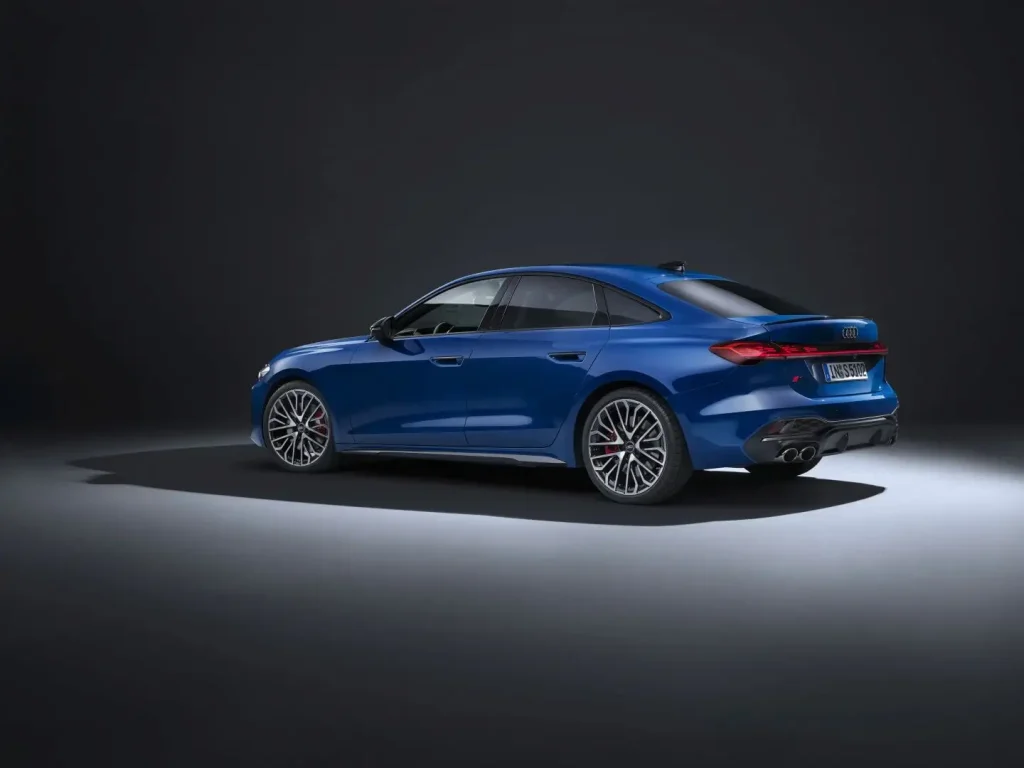 2025-Audi-S5-Sedan-3