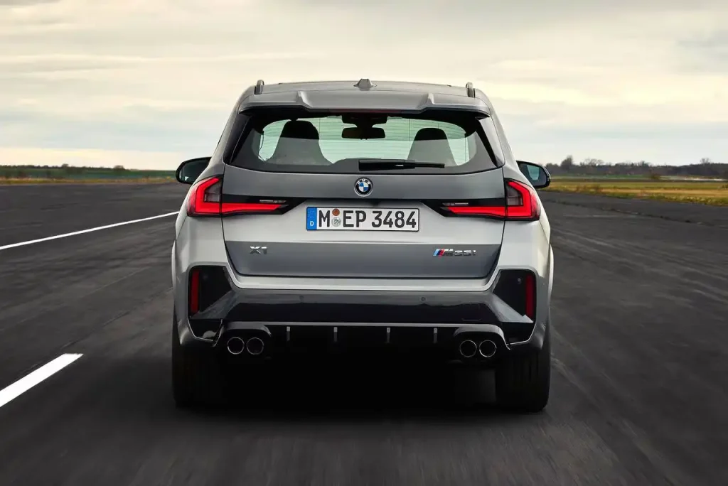 2025-BMW-X1-25