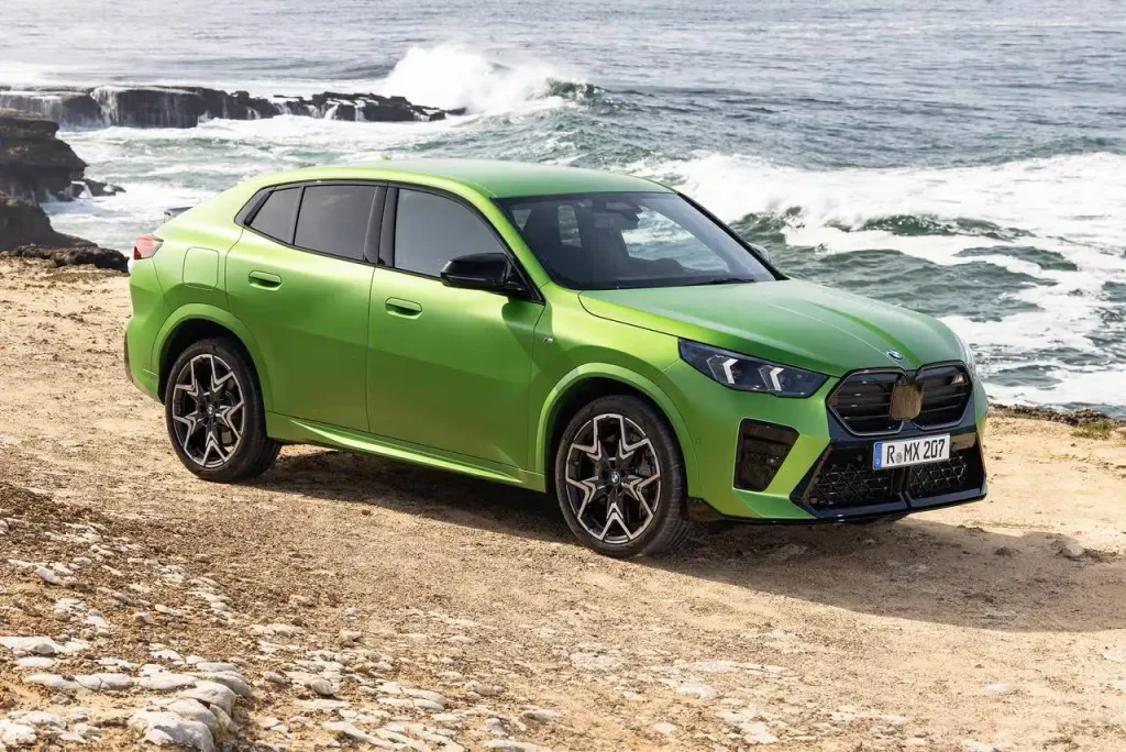 2025-BMW-X2-12