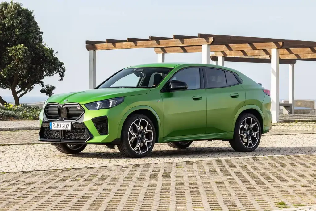 2025-BMW-X2-13